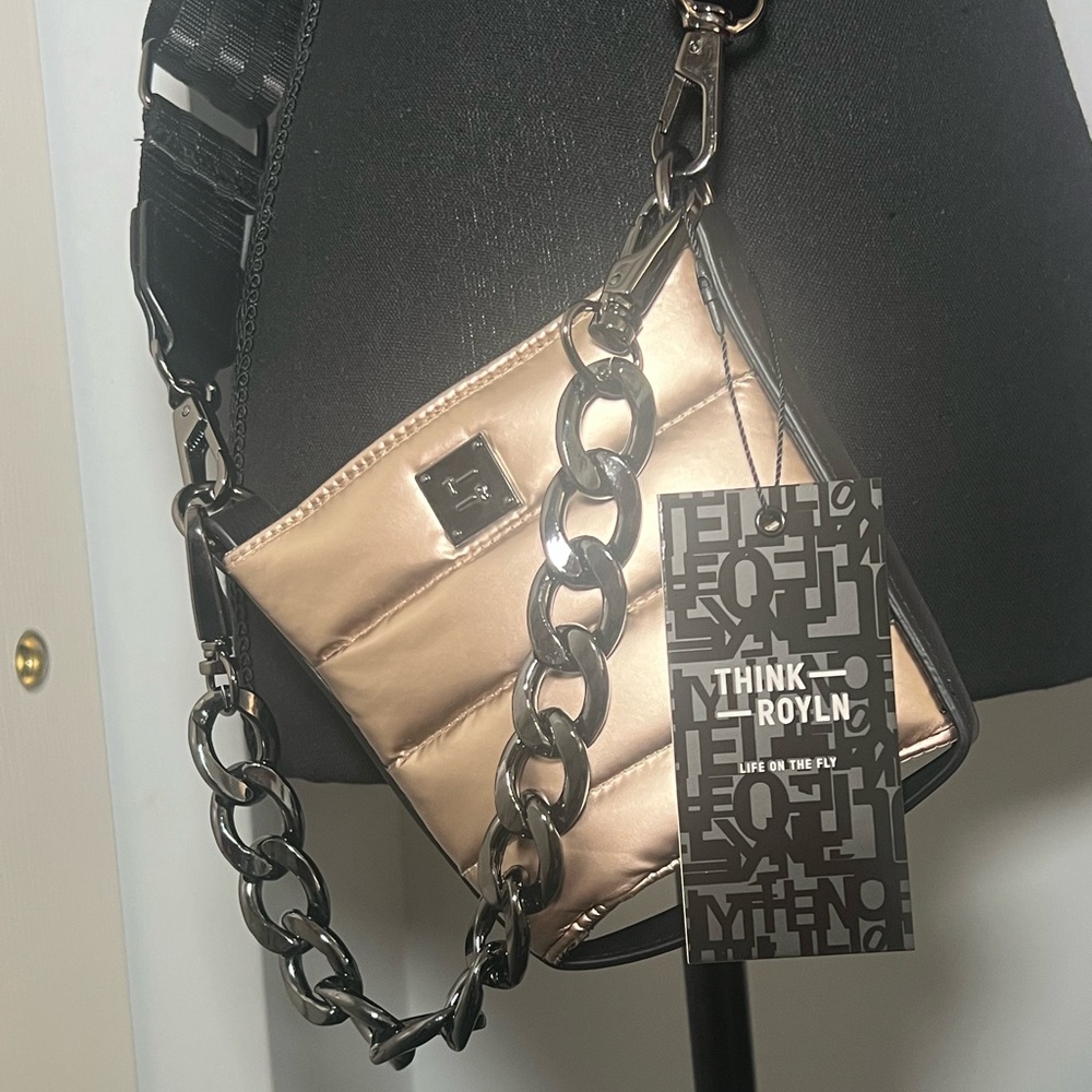 SALE: NWT THINK ROYLN Hydro Hipster Drink Carrier Bag!